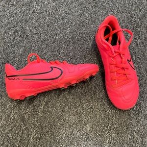 Girls Nike Tiempo soccer cleats